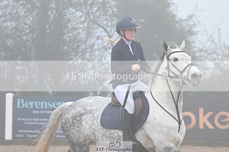 251115-111803-00223 - Cls 8 Pony Discovery and 90cm Open