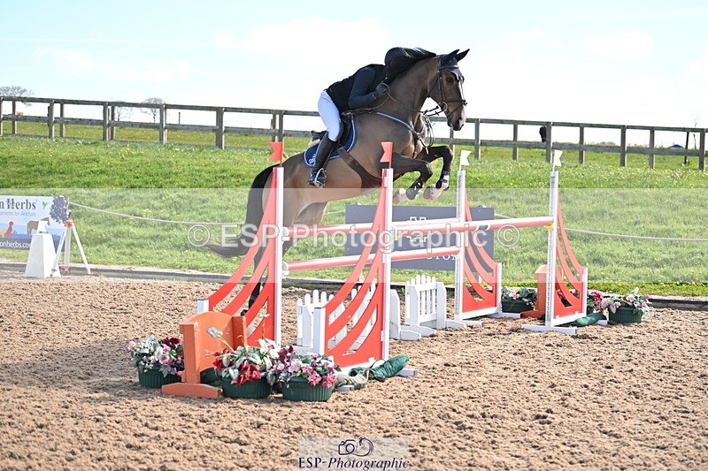 240418A-100727-01952 - Cls 1 2 Star Small Tour 1.30m