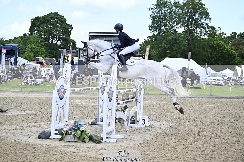 250525A-100147-15211 - A-063-Elizabeth.Barratt-RIDE.FOR.THAIS.CHAMAN.DUMONTCEAU