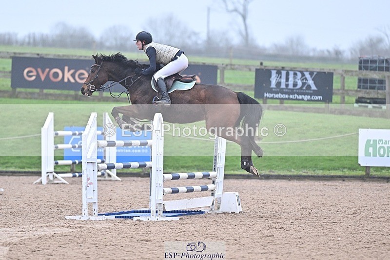 260114-140038-00509 - Cls 5 Foxhunter and 1.20m