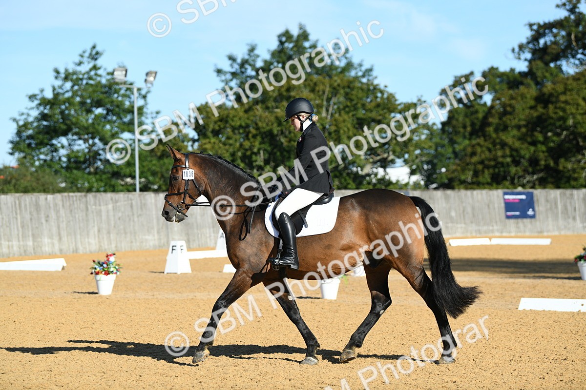 SBM_16197 - D4 - Small Tour Championship - Intro B