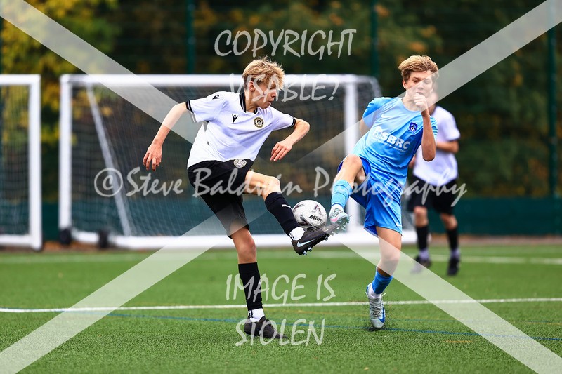 1DX31210 - 2025-10-12 FC Abbey Meads U15 Blue V Hungerford Town Juniors U15 Black