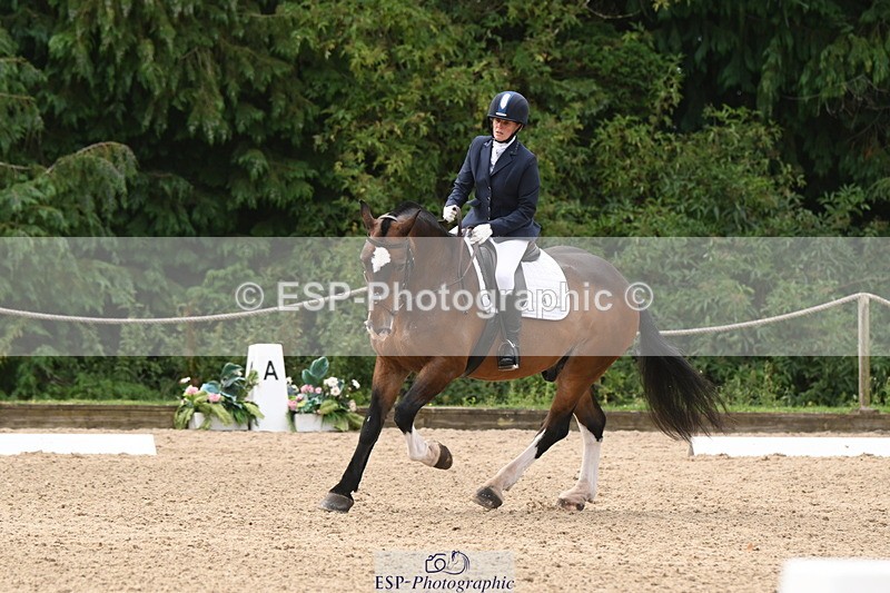 250719A-120406-04591 - 026-Carol.Quantrill-Cormoy.Lad