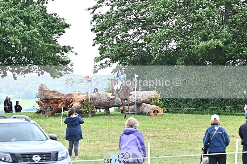 250525A-121051-15937 - D-402-Isabelle.Cook-CYMOON.F.Z