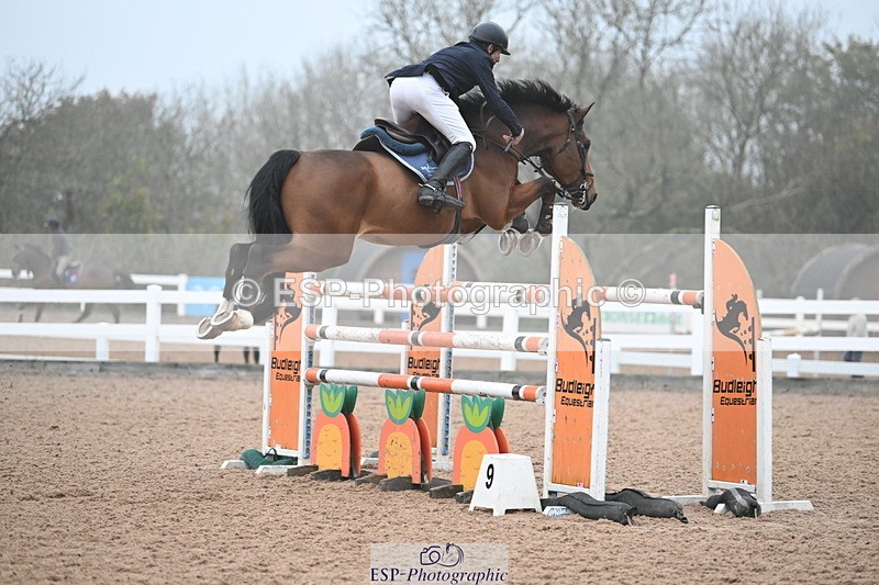 241102A-153903-06150 - SAT Cls 17 National 1.30 & 1.40m