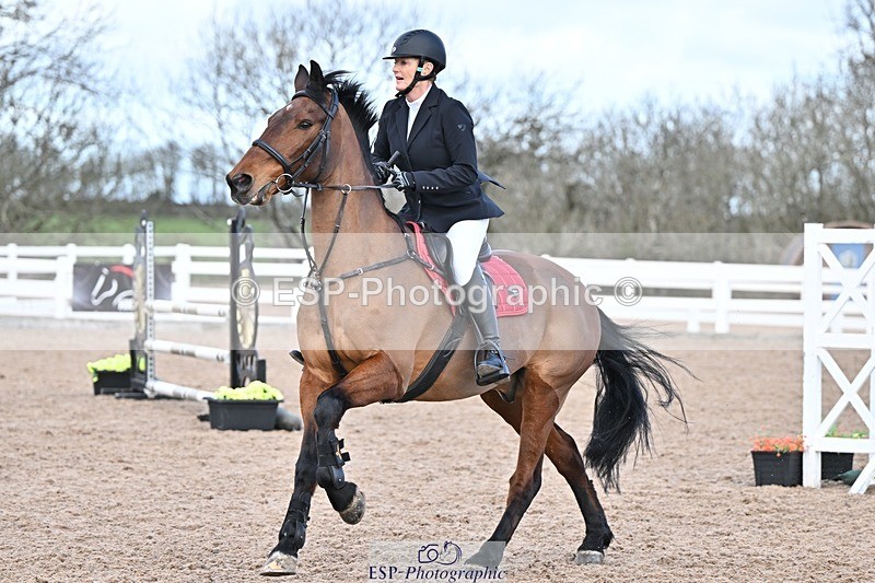 250328-104030-01303 - Cls 8 British Novice and 90cm