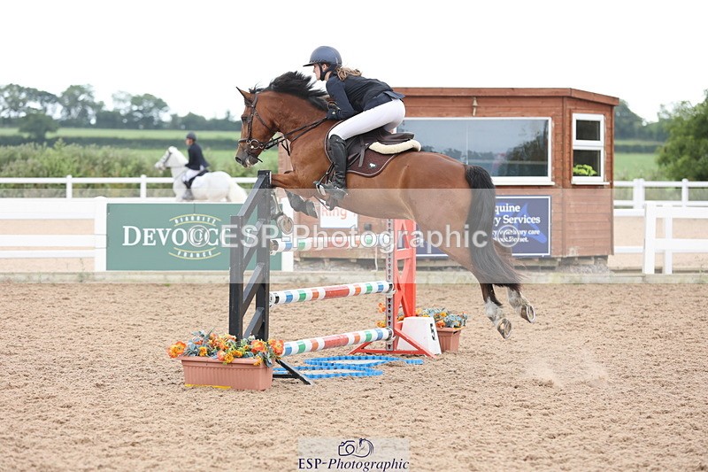 240630A-161201-15065 - Cls 33 Foxhunter and 1.10m Open