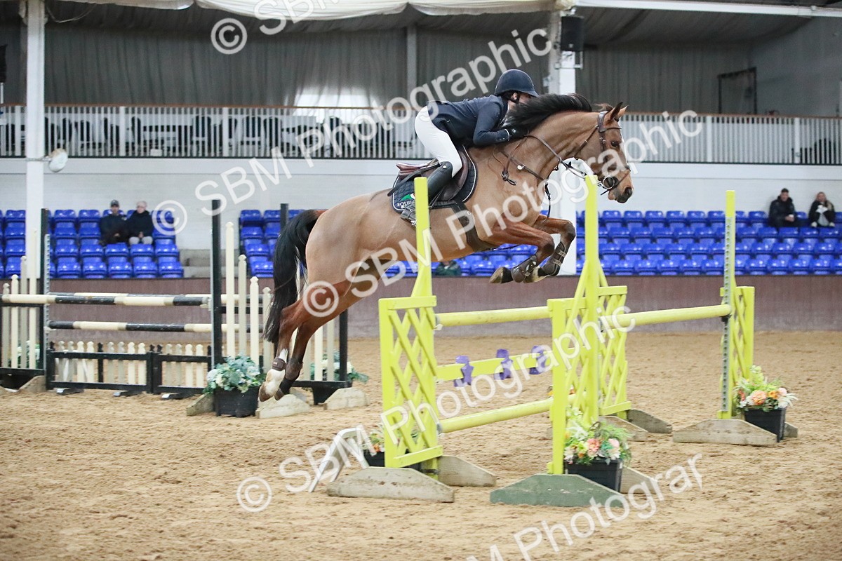 SBM_001227 - Class 4 - Senior Newcomers - 1.10m Open