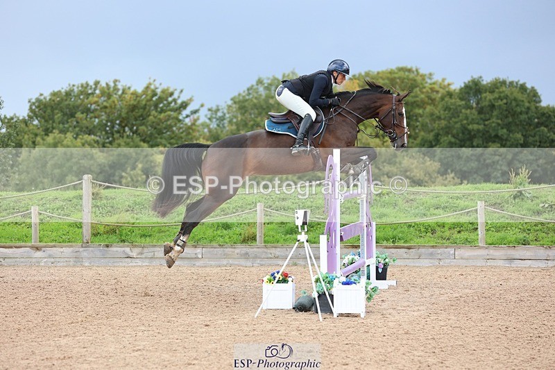 250911-122745-01466 - Cls 3 Snr Foxhunter