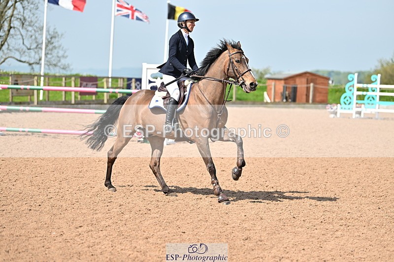 240510A-104701-05100 - Cls 21 Snr 1.20m Open