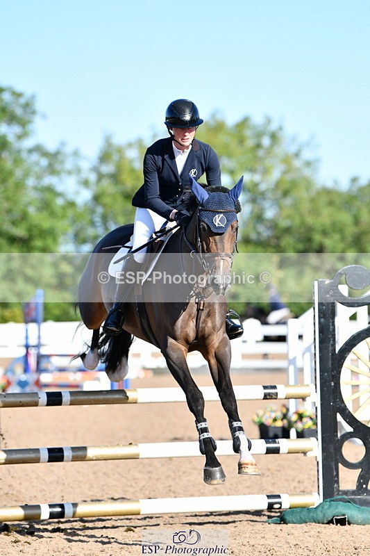 240913A-095246-03041 - Cls 20 Snr British Novice and 90cm Open
