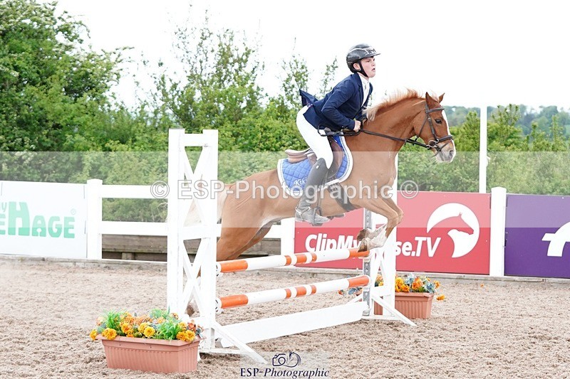 250505-124714-04380 - Cls 20+21 Club and Schools 70cm