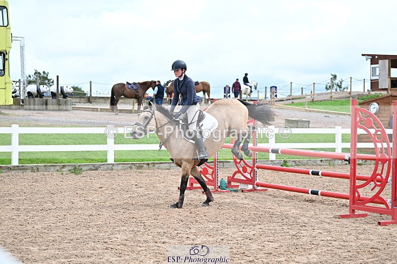 240908A-141638-04329 - Cls 20 A&B Pony Newc & 1.00m Opem