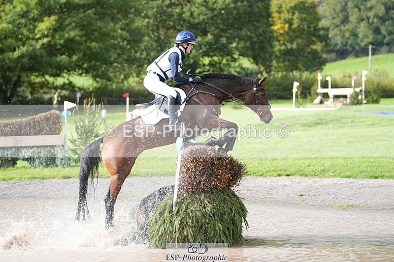 251024A-133720-11184 - B-169-Jessica.McCaldin