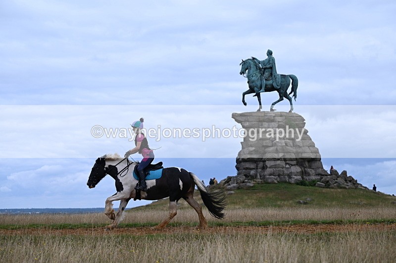 DSC_6568 - Time at Statue 12:45 to 13:15