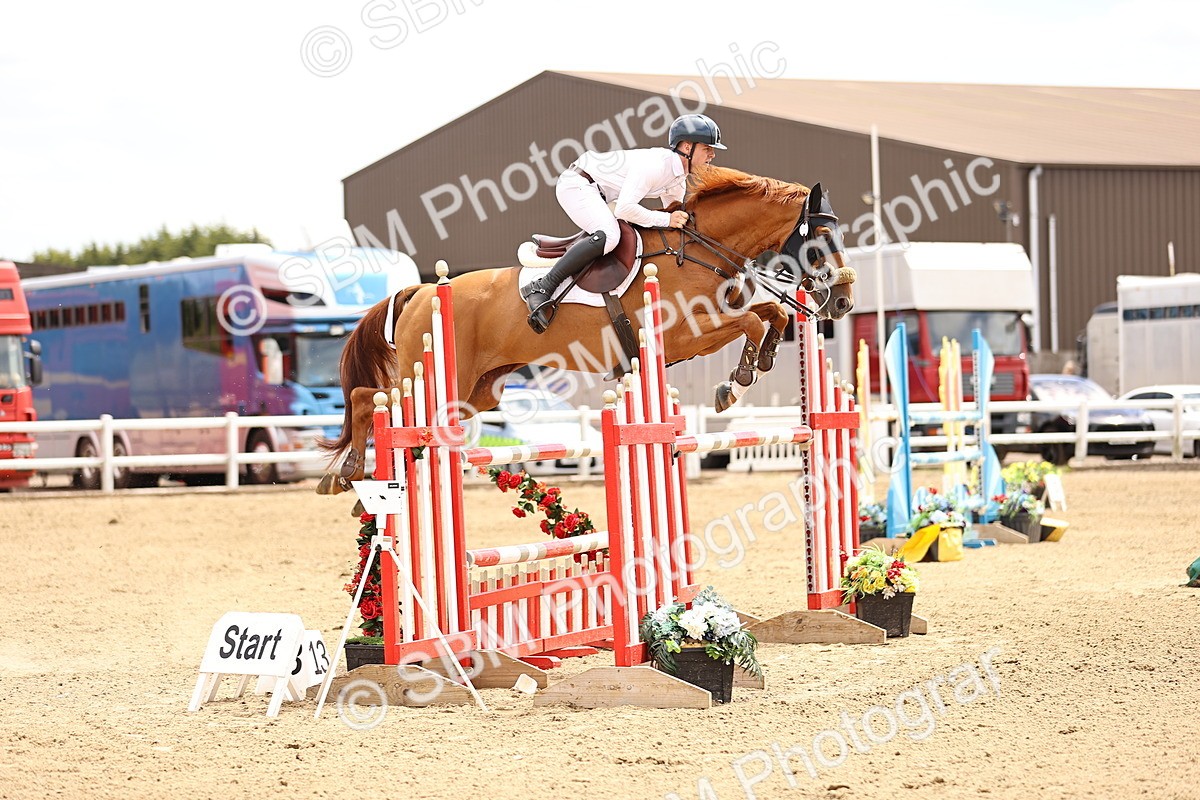 SBM_010668 - Class 9 - Senior Foxhunter - 1.20m Open