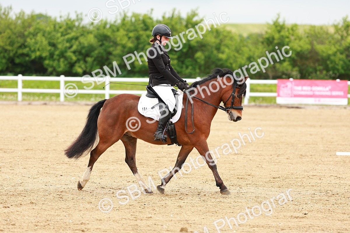 SBM_005245 - Class 16 - Novice 6