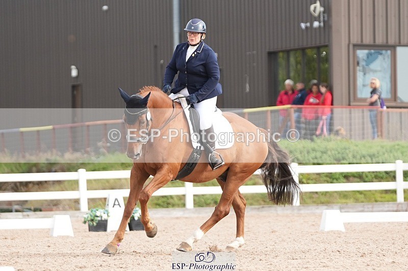 250906-101048-01442 - 060-Alison.WilsonAthos