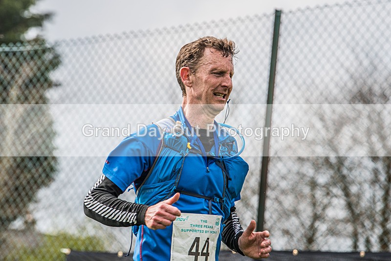 3 Peaks-3307 - The 3 Peaks Race - The Finish - Saturday 29th April 2023