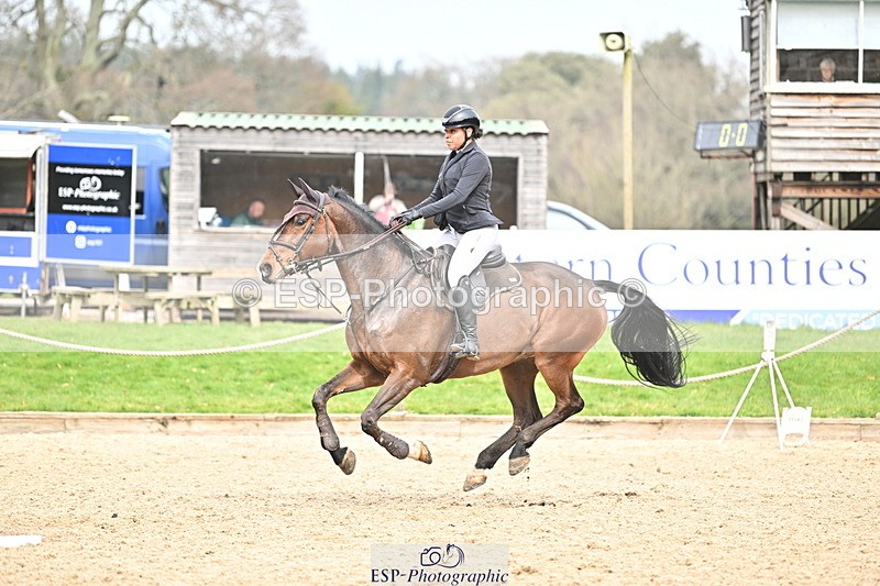 250321A-113642-00570 - Cls 3 Foxhunter and 1.20m Open