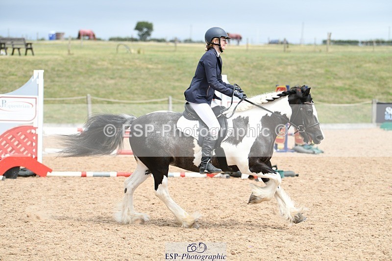 250807-131926-01092 - 80cm Round 2