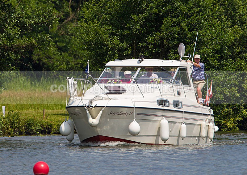 130705 SERENDIPITY II 1151371D40031HaraldJoergens - HENLEY ROYAL REGATTA - Friday 5th July 2013