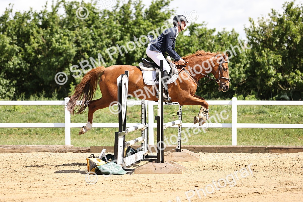 SBM_002356 - Class 9 - Senior British Novice - 90cm
