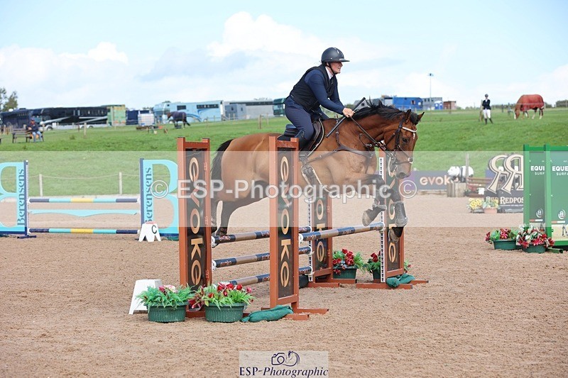 250911-140725-02317 - Cls 5 Chard Snr 90cm Speed Derby