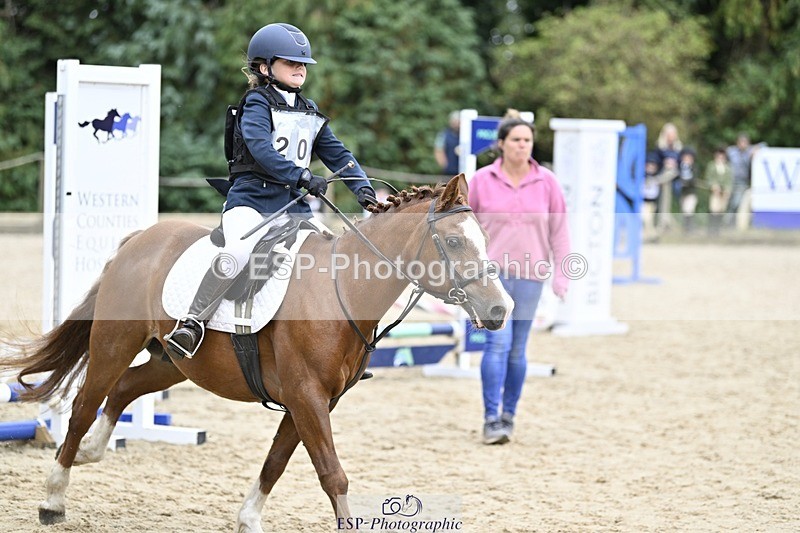 250820A-122145-06342 - Round 1, Start to 1.30pm Break