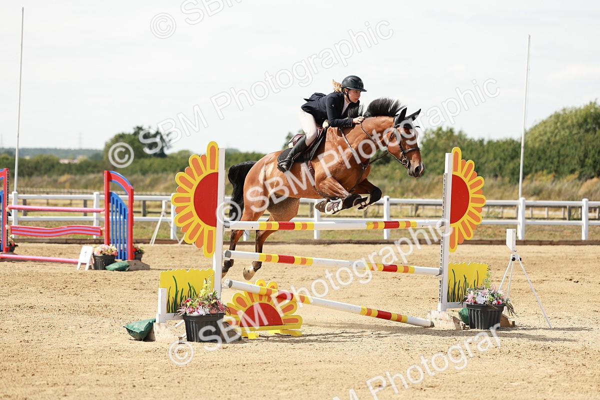 SBM_007935 - Class 4 - Senior Foxhunter - 1.20m Open