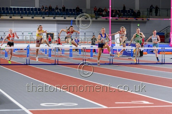 Age26SAT-914692 - Track Female Set One