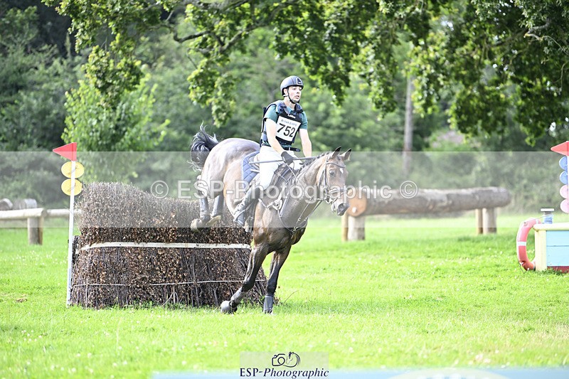 240804-180640-19202 - 752-Carlo_Lucheschi-HAMPTON_P