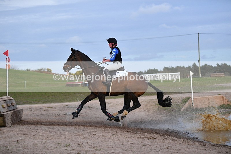 WJ5_0130 - Time 17:20 to 17:25