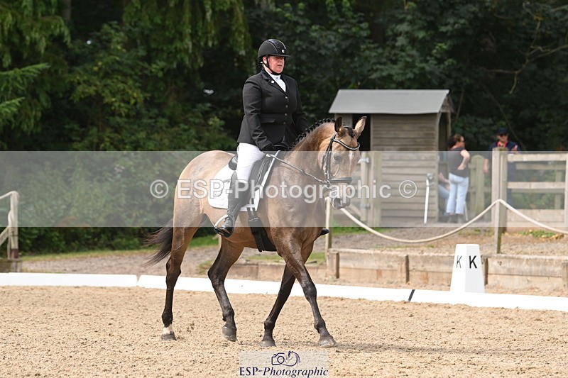 250719A-104638-04019 - 127-Jocelyn.Gilmore-Spring.Lily