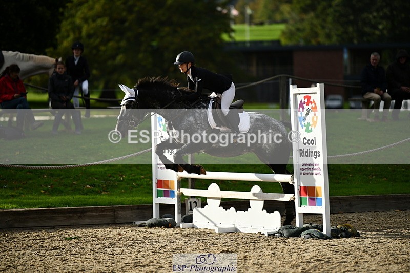 251004A-164849-02226 - Classes 10 & 11 80cm