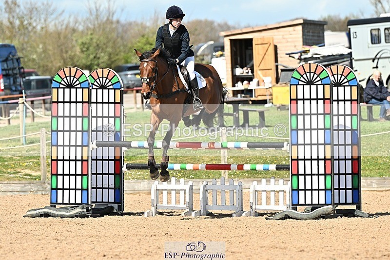 250416-151807-01676 - Cls 6 Foxhunter and 1.20m