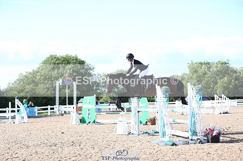 230811A-171100-07037 - Cls 19 Snr Newc