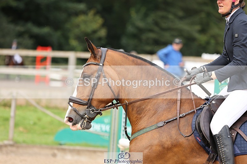 240817-093103-00293 - 02A Snr Brit Nov