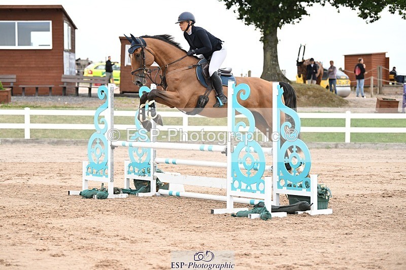 250727-091030-08723 - Cls 31 British Novice and 90cm