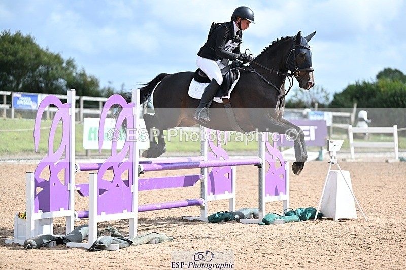 250831-150010-11423 - N-660-Roxi.Foster