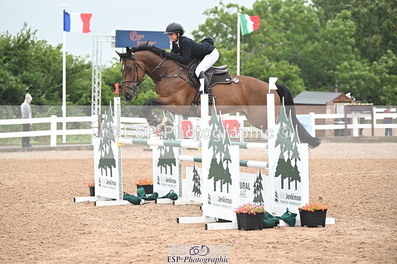 240720A-115833-14647 - Cls 11, 1 Star Bronze Tour 1.15m