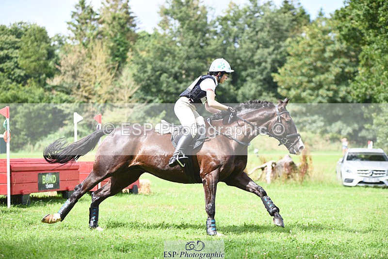 240804-103524-10791 - 403-Alana_Harries-THE_KNIGHT