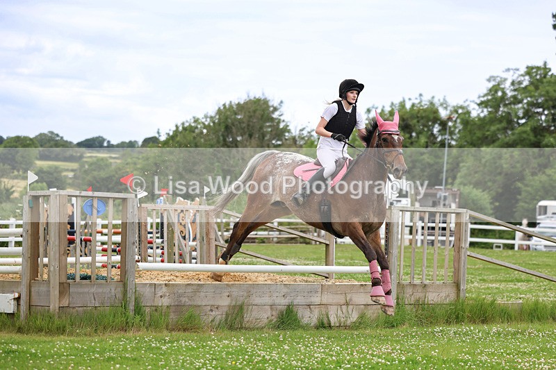 3E7A3650 - Class 6: Hawkins Motors Senior 1.00m Derby