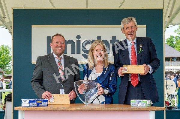 170524-Race 2-Botanical-8703 - Race 2 2.45pm Knights Solicitors Handicap