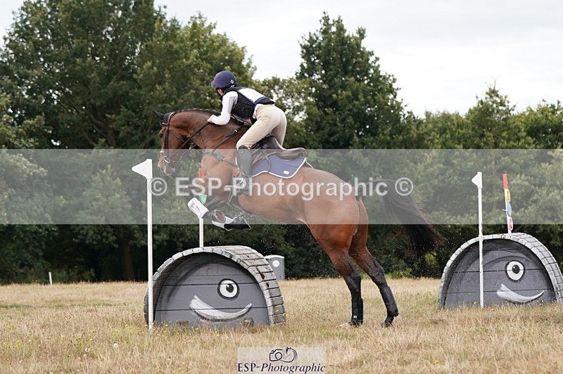 250802A-111240-02142 - A-013-Fiona.Jones-ABBY.VD.BERGHOEVE.Z