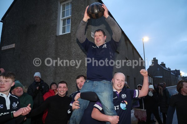 DAD12127 - New Years Mens Ba'