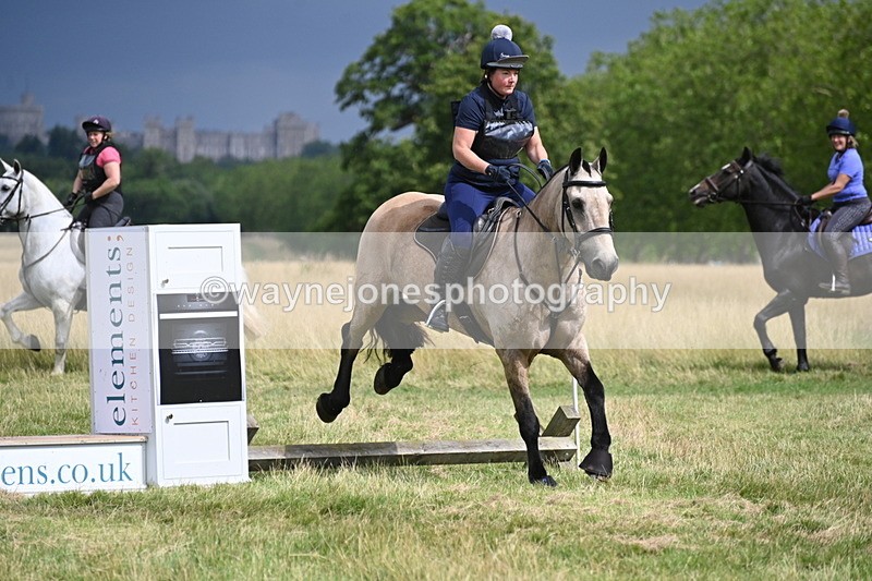 WJ6_2635 - Time at Jump 11:06 to 11:40