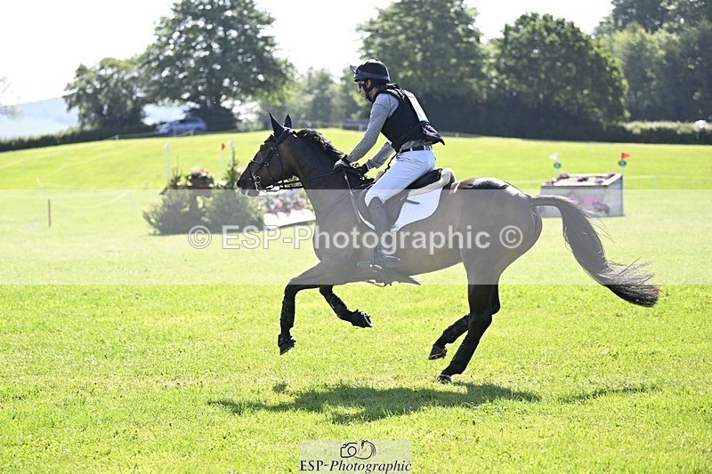 240525-094002-11961 - 303-KILLEENHOUSESTUD_OBOS_16-Tom_D_Crisp