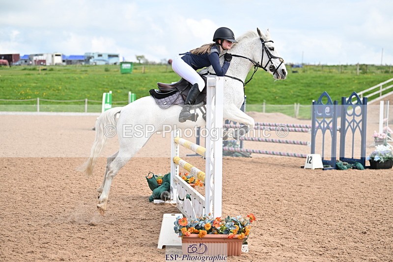 240506A-113957-08554 - Cls 4 Blue Chip Pony Newcomers & 1m Open