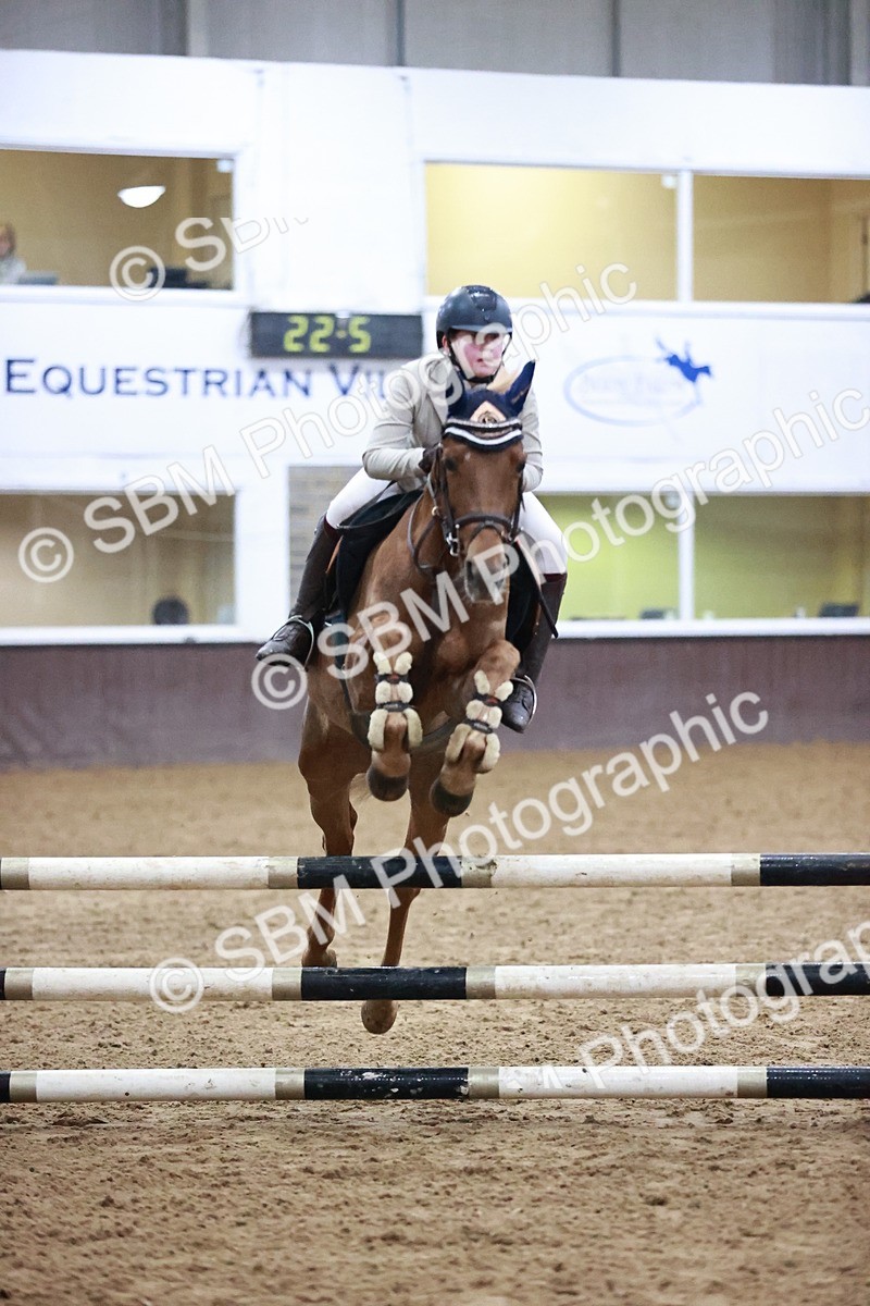 SBM_001687 - Class 9 - Pony Intro 75cm